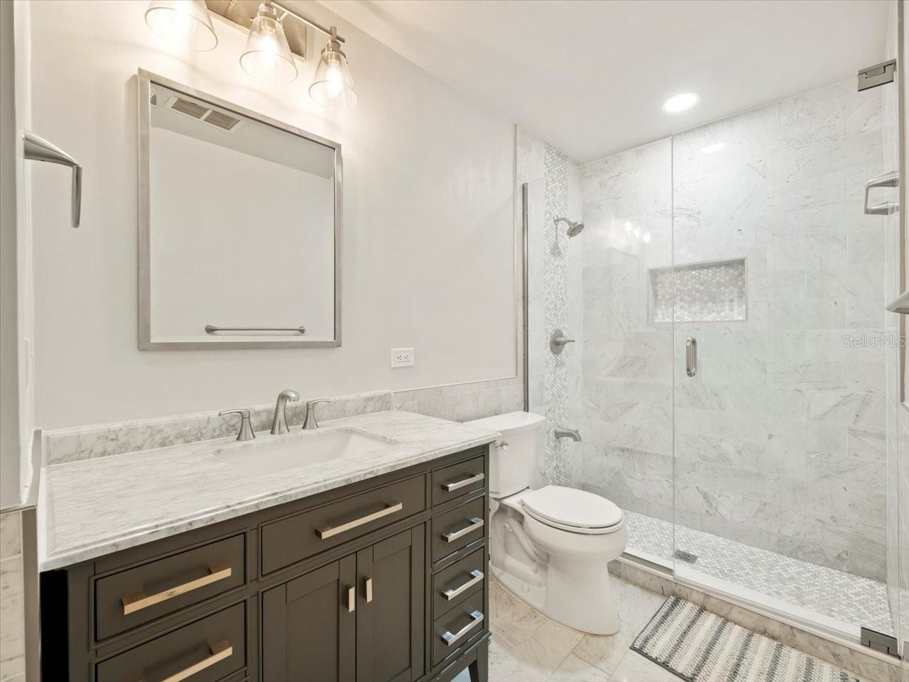 5117 BRYNN MAWR DR