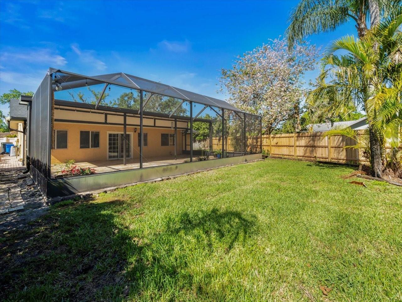 5117 BRYNN MAWR DR