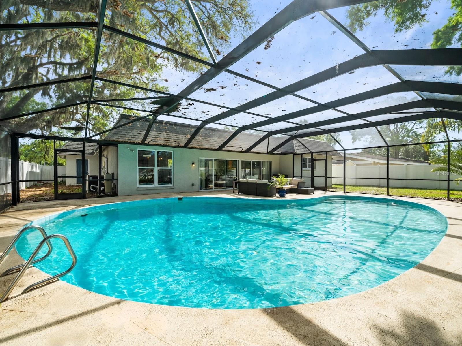 3103 ARECA CIR