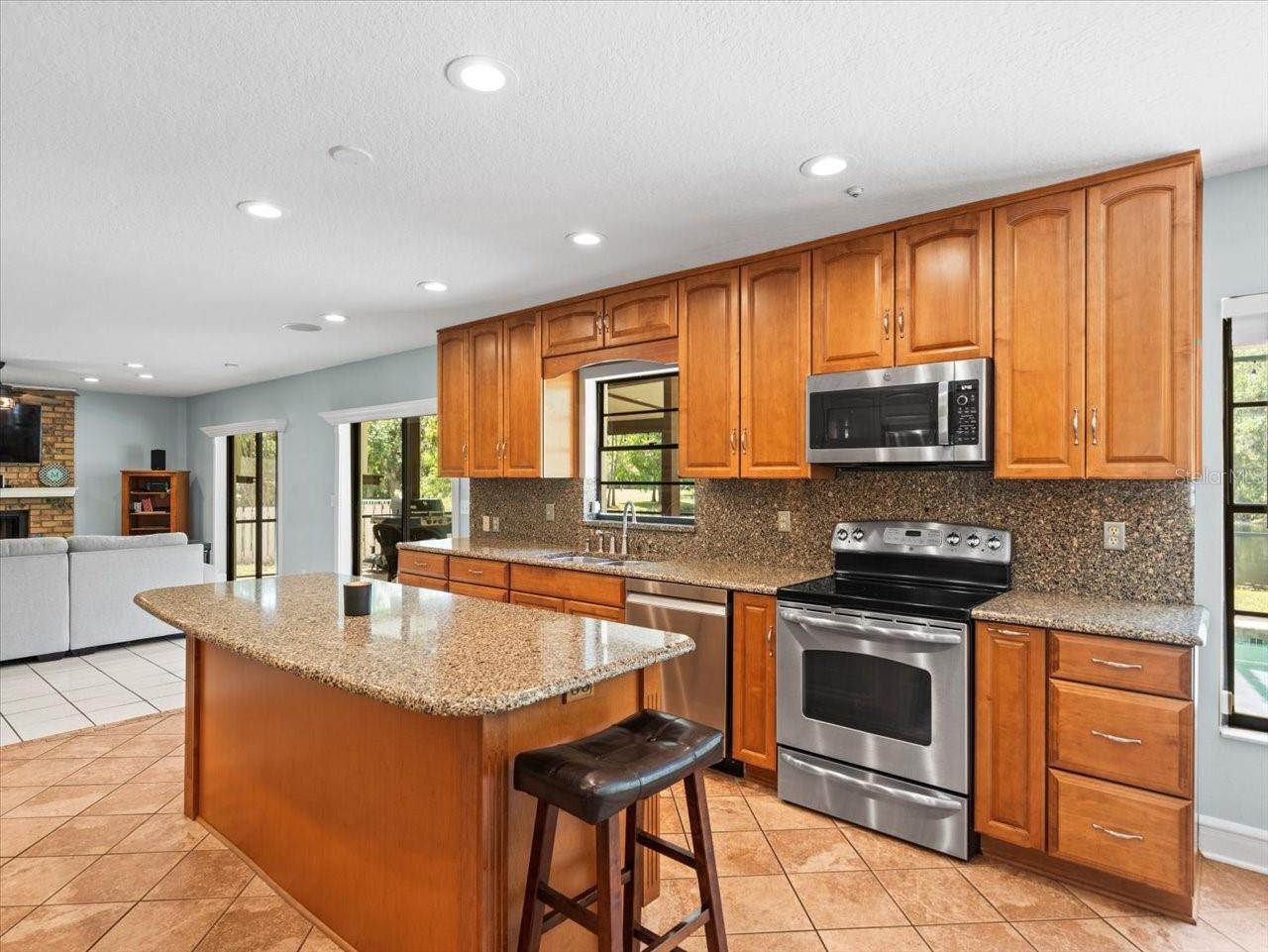 4337 HONEY VISTA CIR