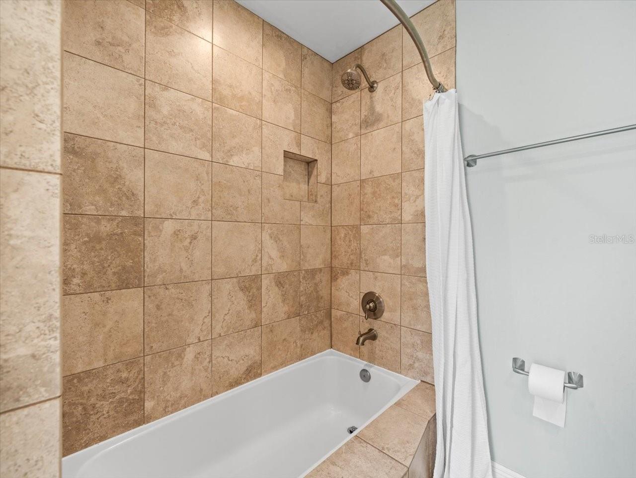 4337 HONEY VISTA CIR
