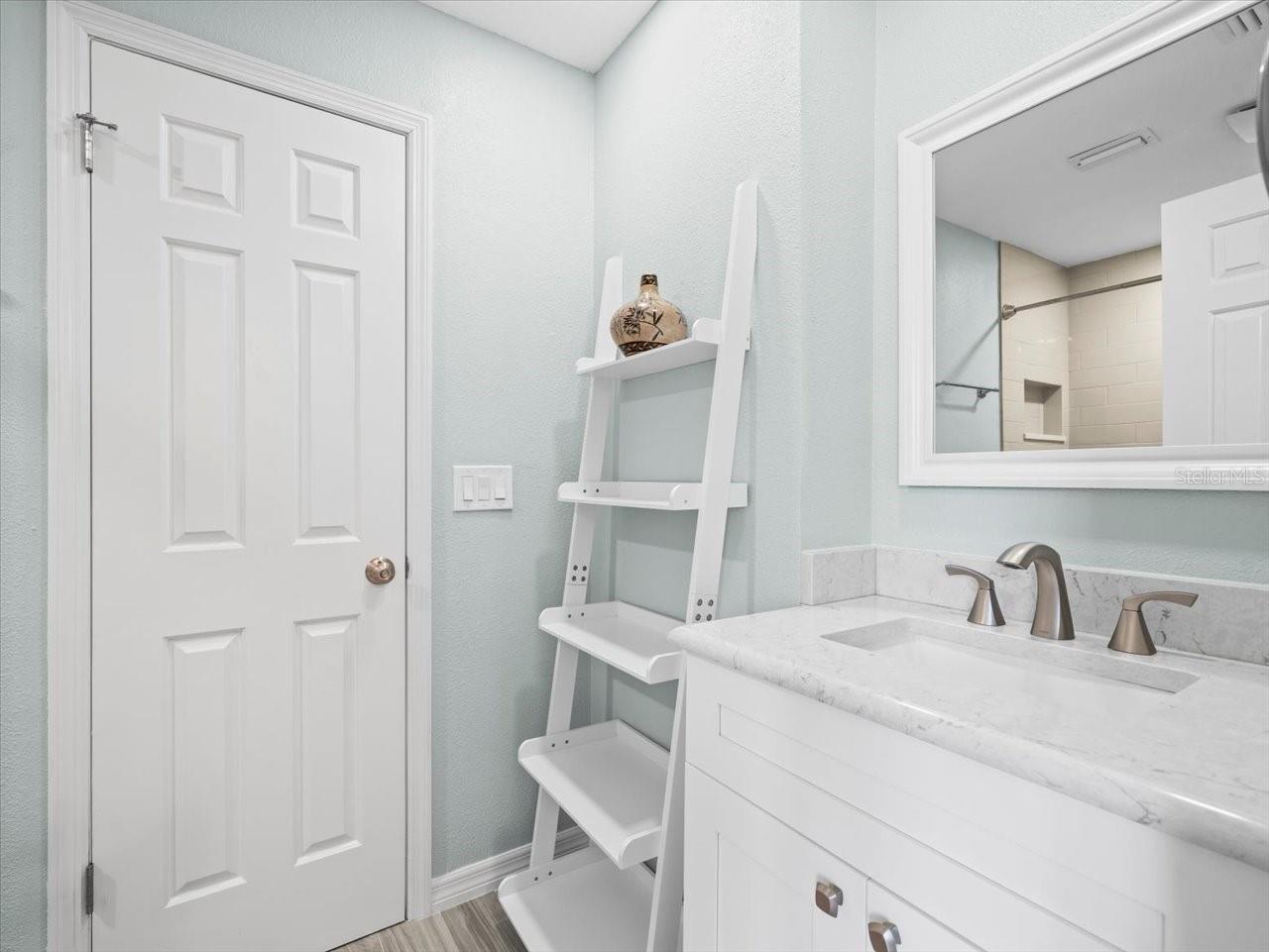 4337 HONEY VISTA CIR