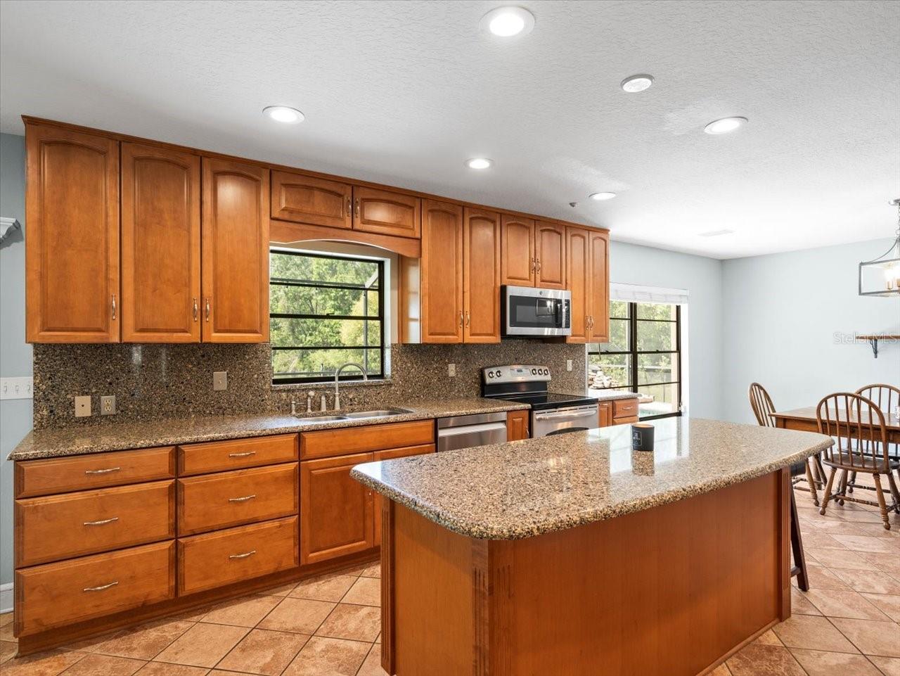 4337 HONEY VISTA CIR