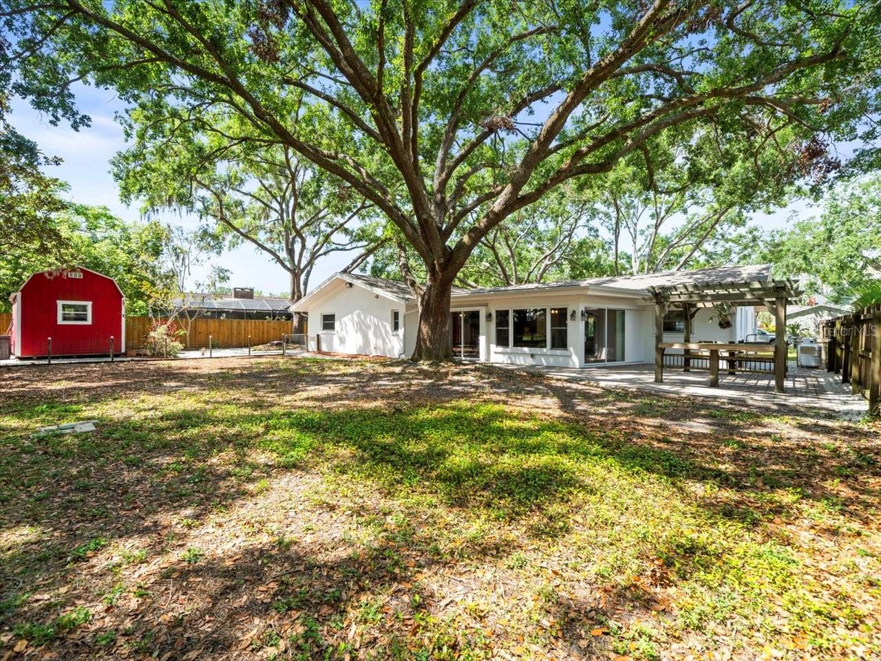 13556 LAKE MAGDALENE DR