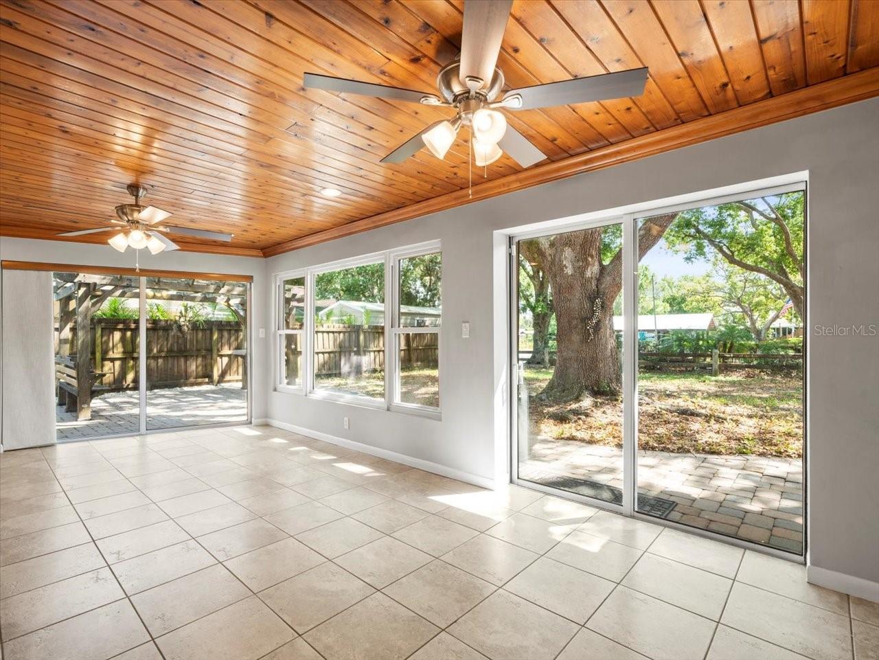 13556 LAKE MAGDALENE DR