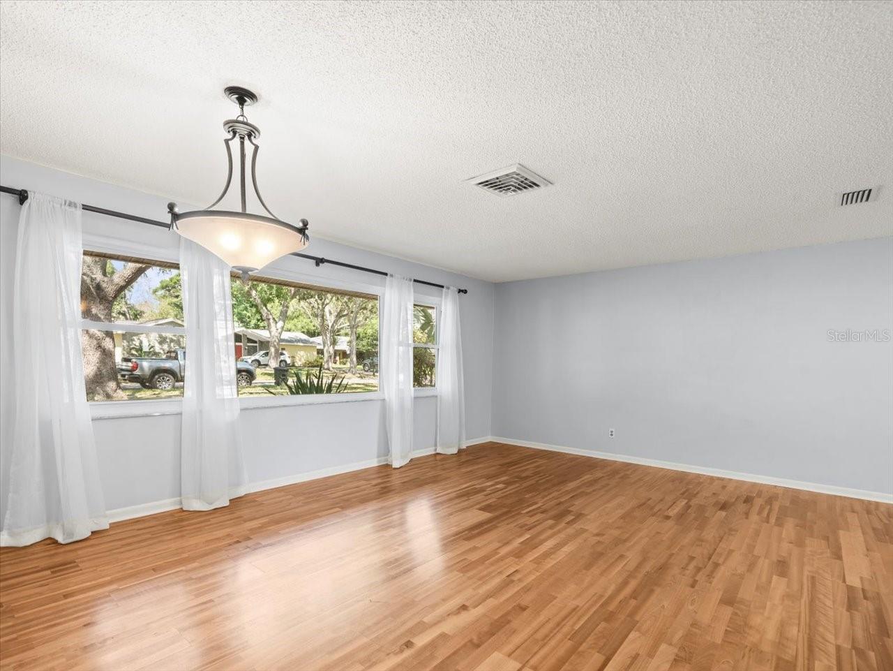 13556 LAKE MAGDALENE DR