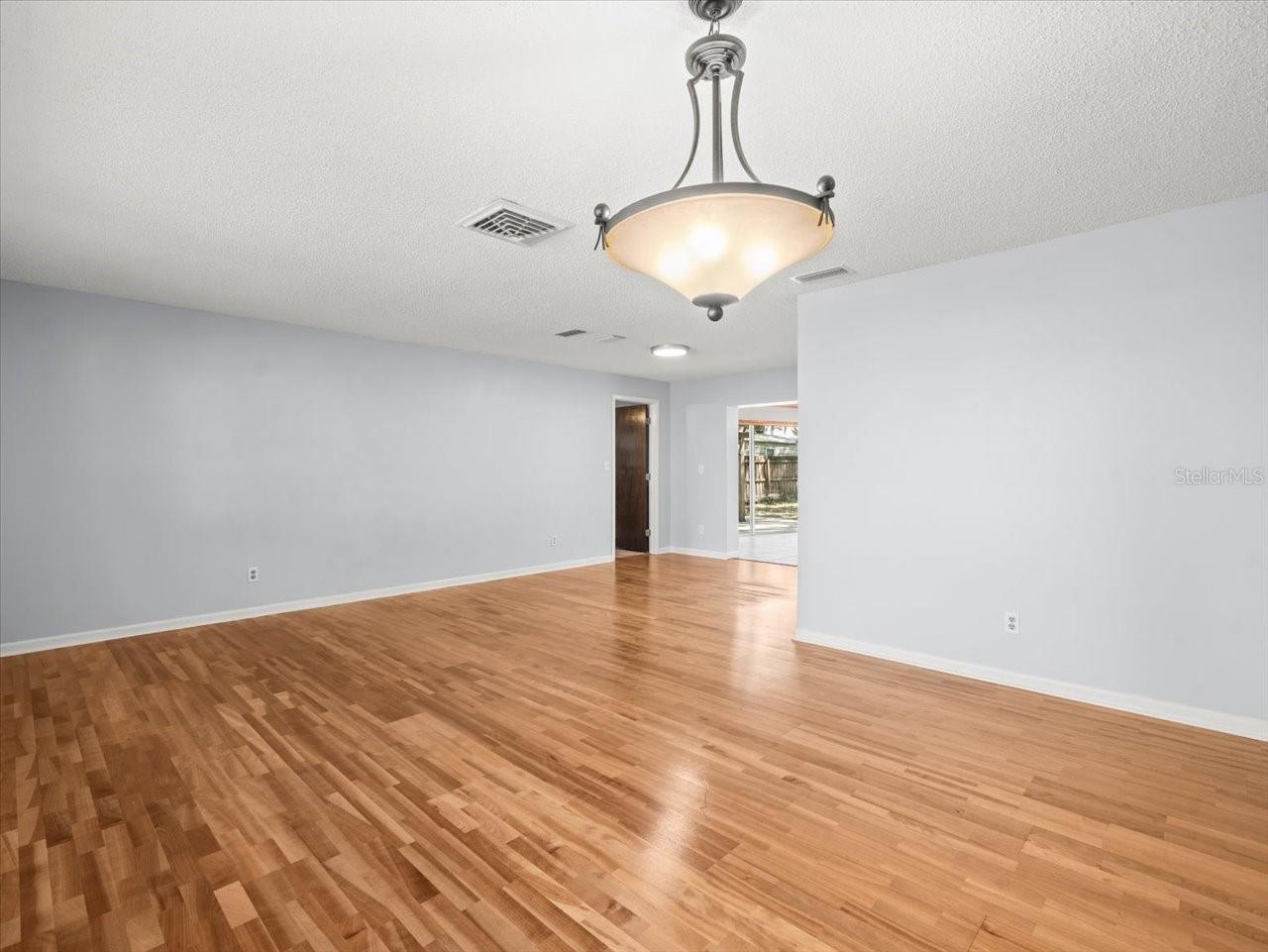 13556 LAKE MAGDALENE DR