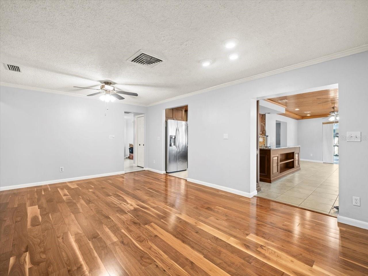 13556 LAKE MAGDALENE DR