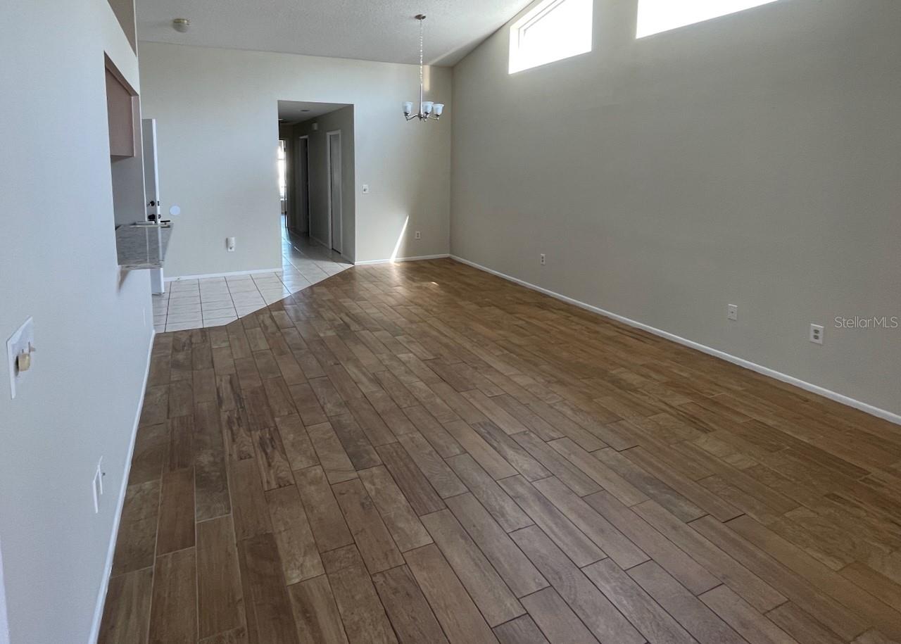 8608 TWIN FARMS PL