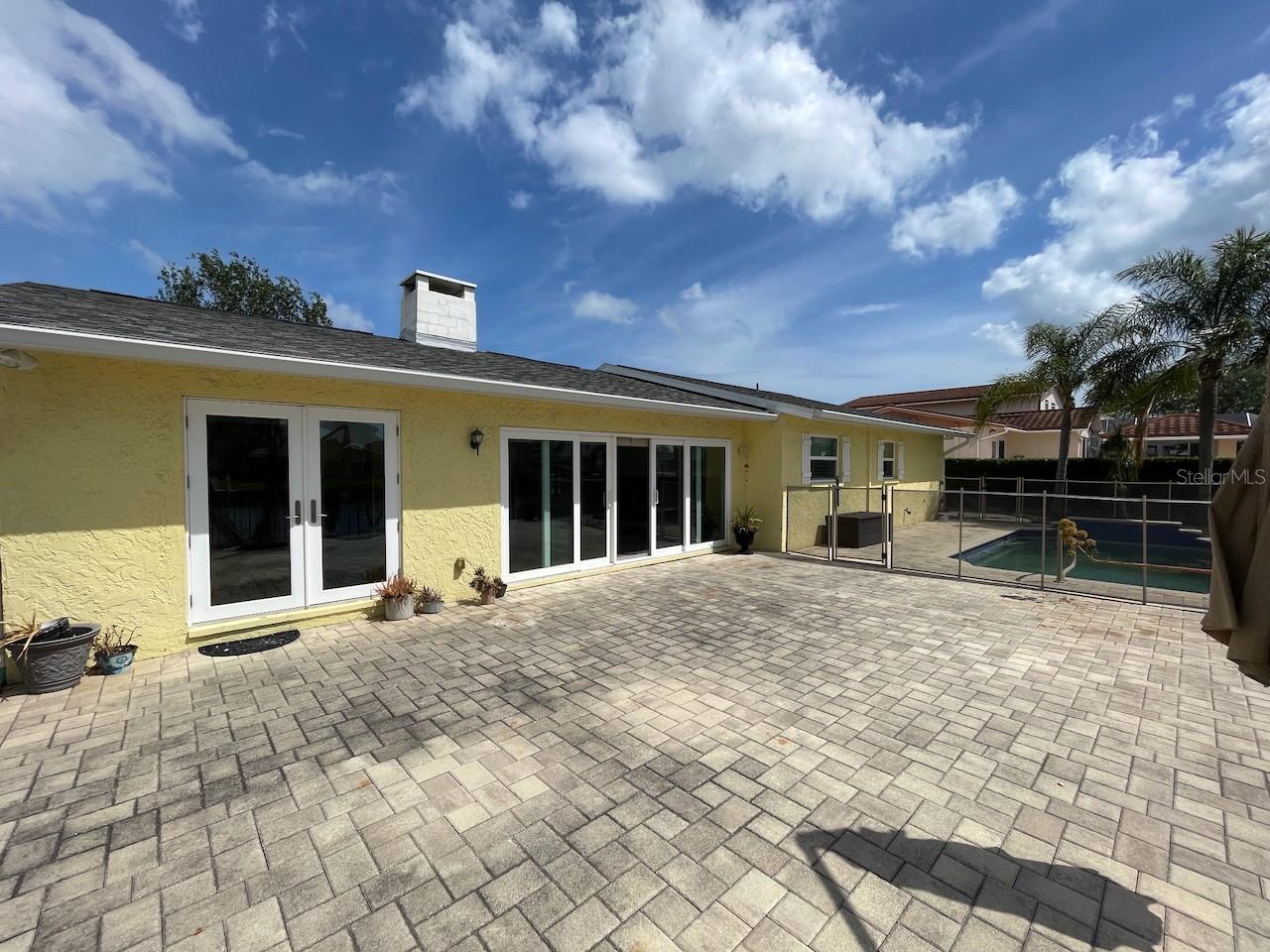 3914 VENETIAN WAY