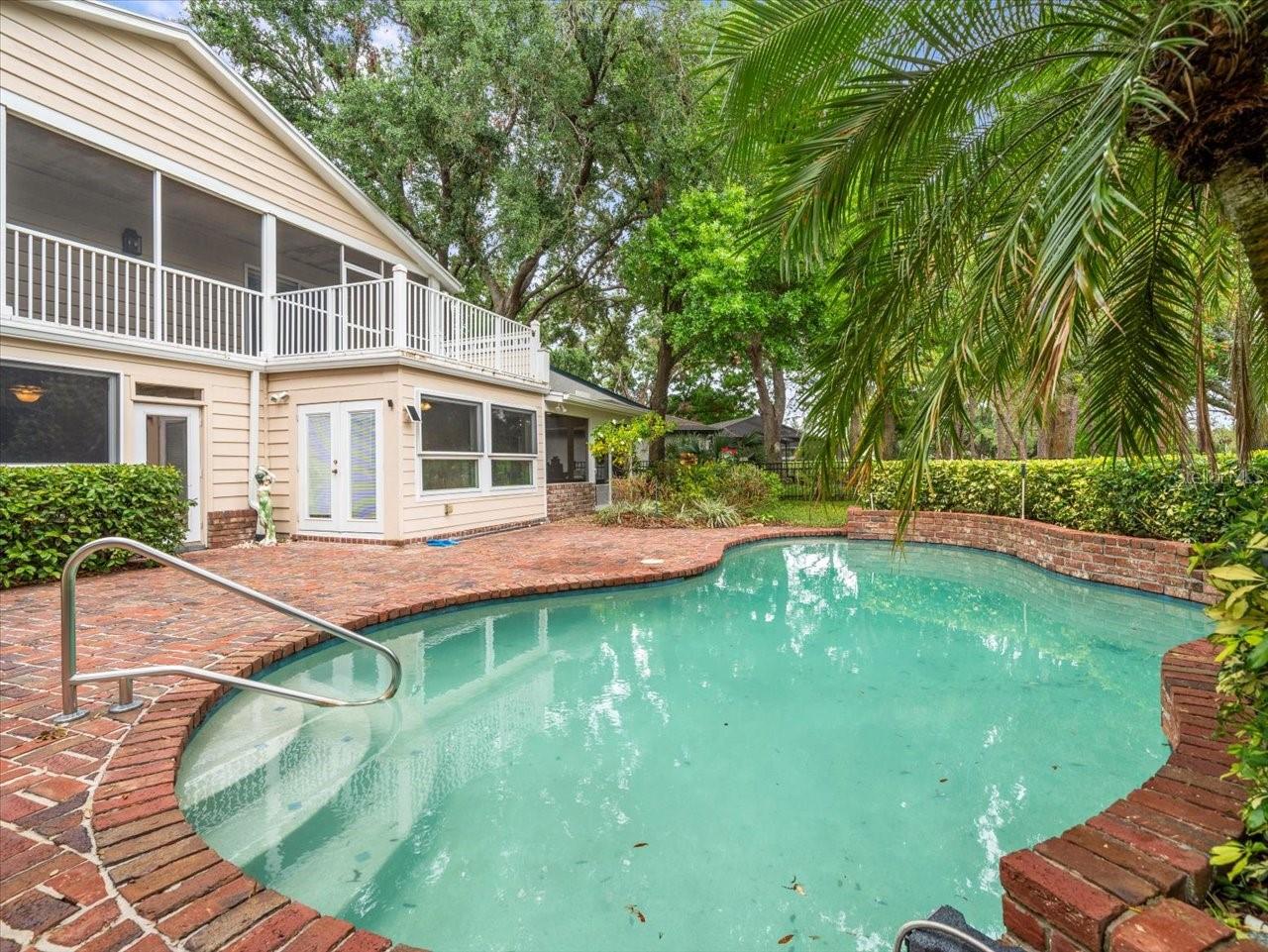 13812 CYPRESS VILLAGE CIR