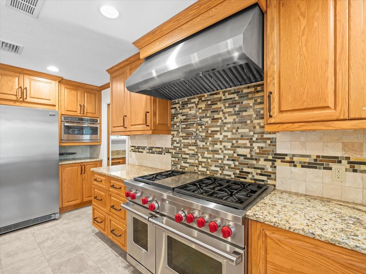 13812 CYPRESS VILLAGE CIR