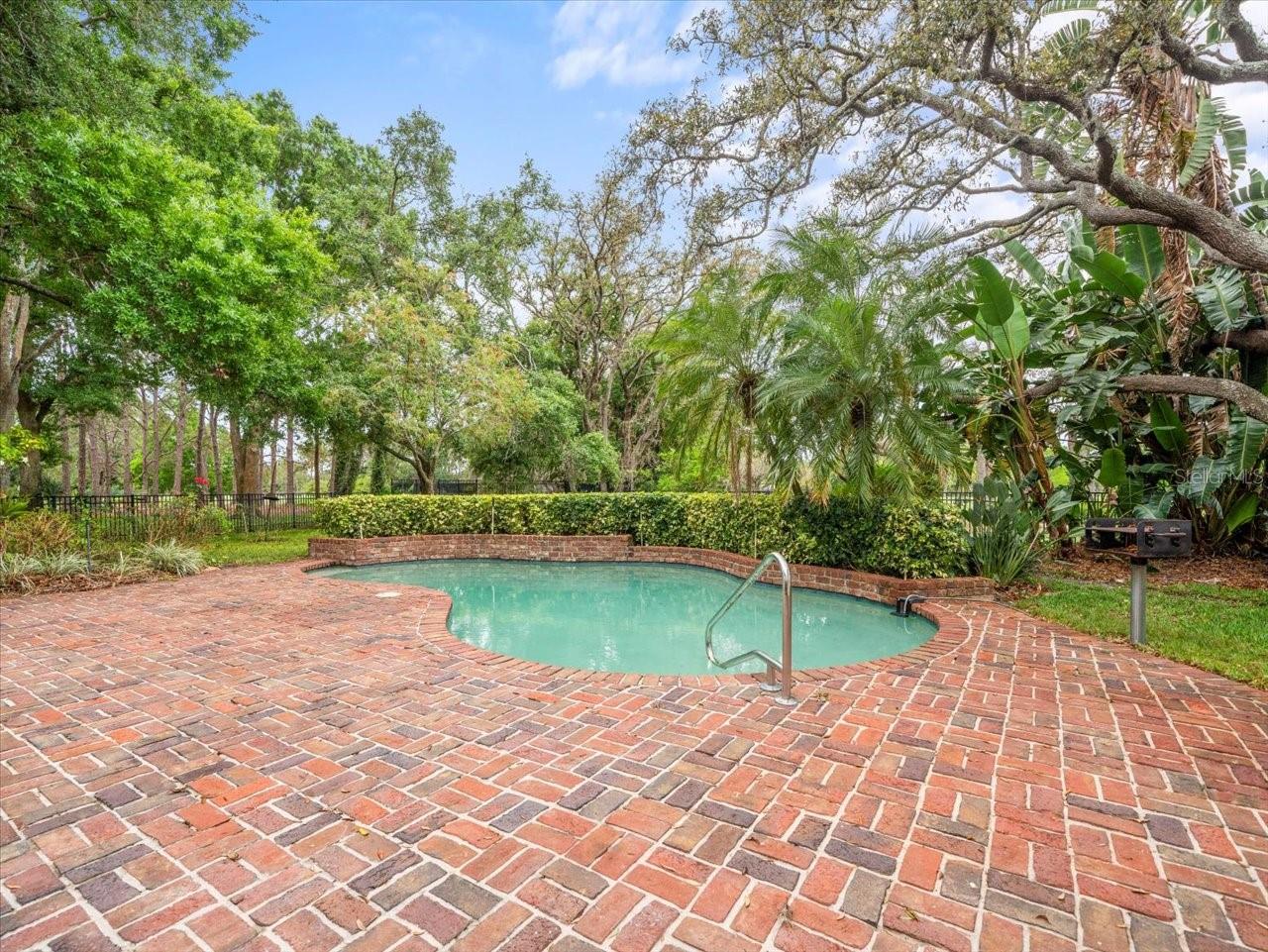 13812 CYPRESS VILLAGE CIR