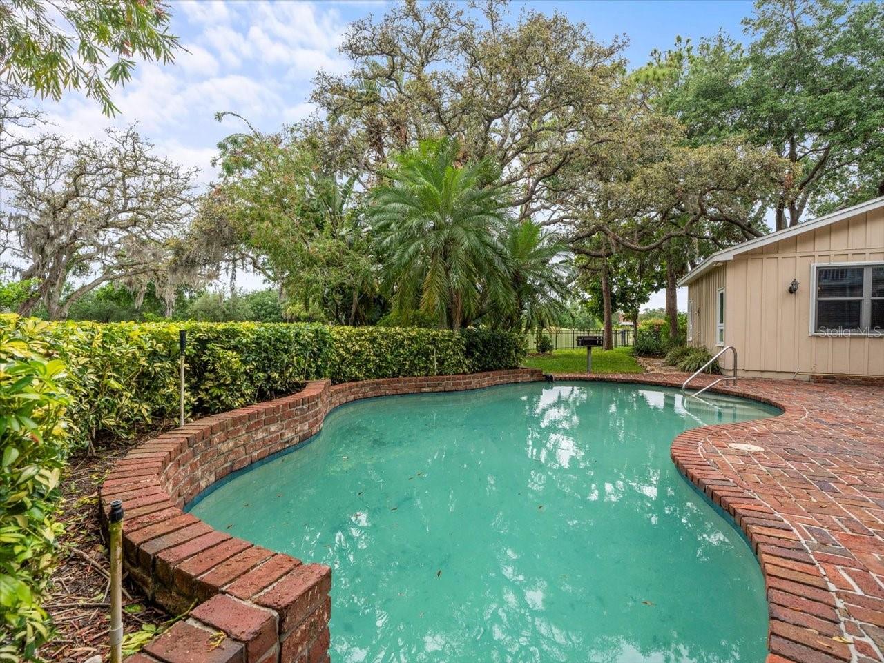 13812 CYPRESS VILLAGE CIR