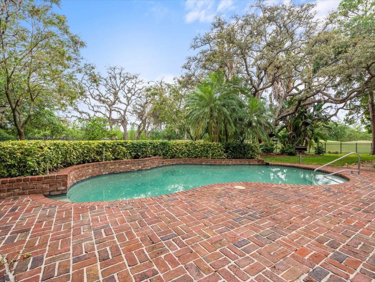 13812 CYPRESS VILLAGE CIR