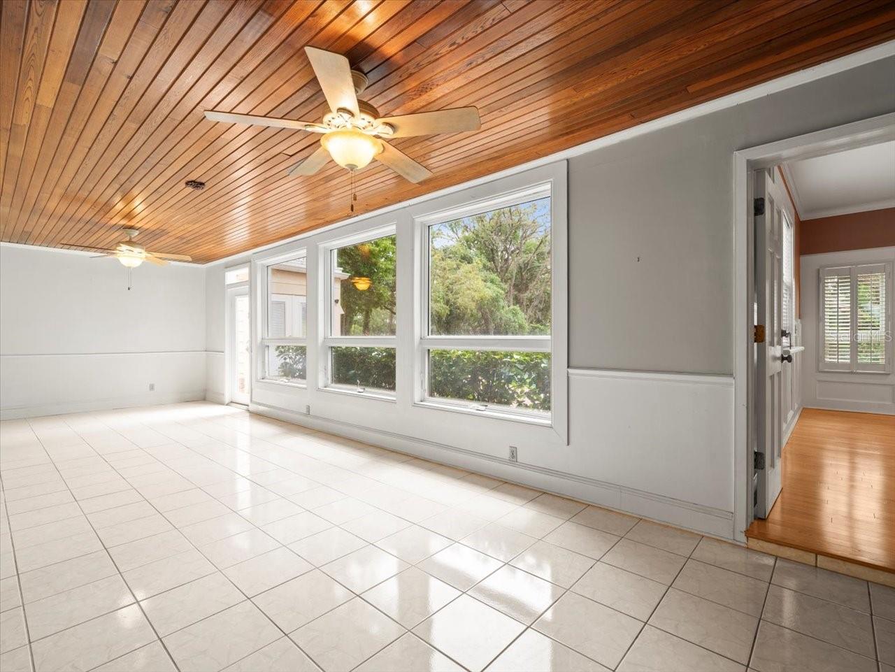13812 CYPRESS VILLAGE CIR