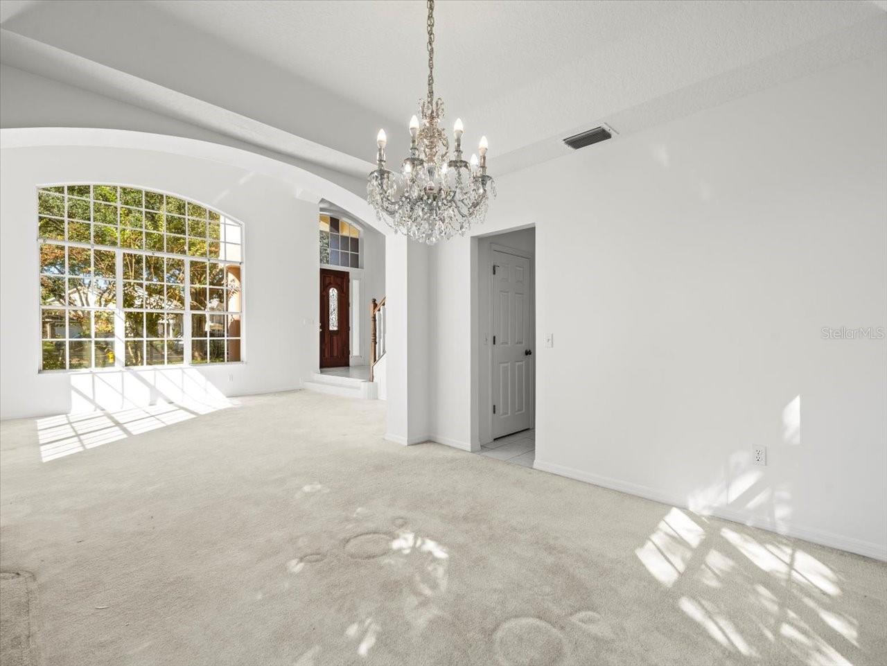 9701 HIDDEN COVE CT