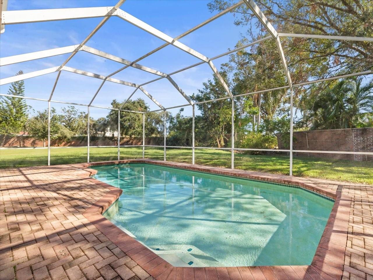 9701 HIDDEN COVE CT