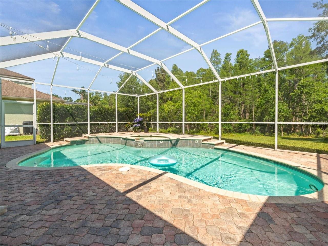 19808 SUNSPLASH LN