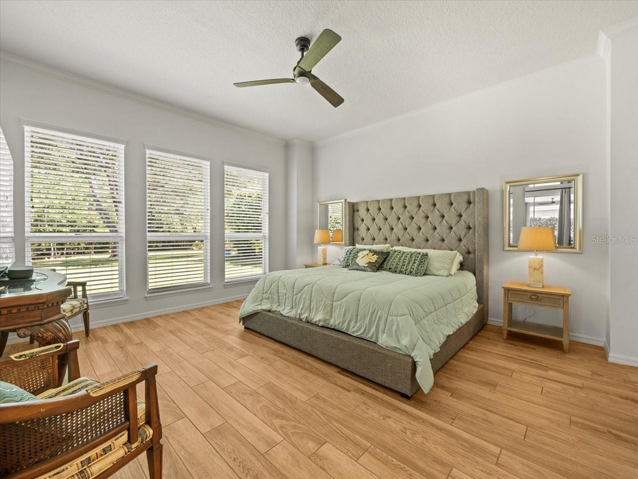 19808 SUNSPLASH LN