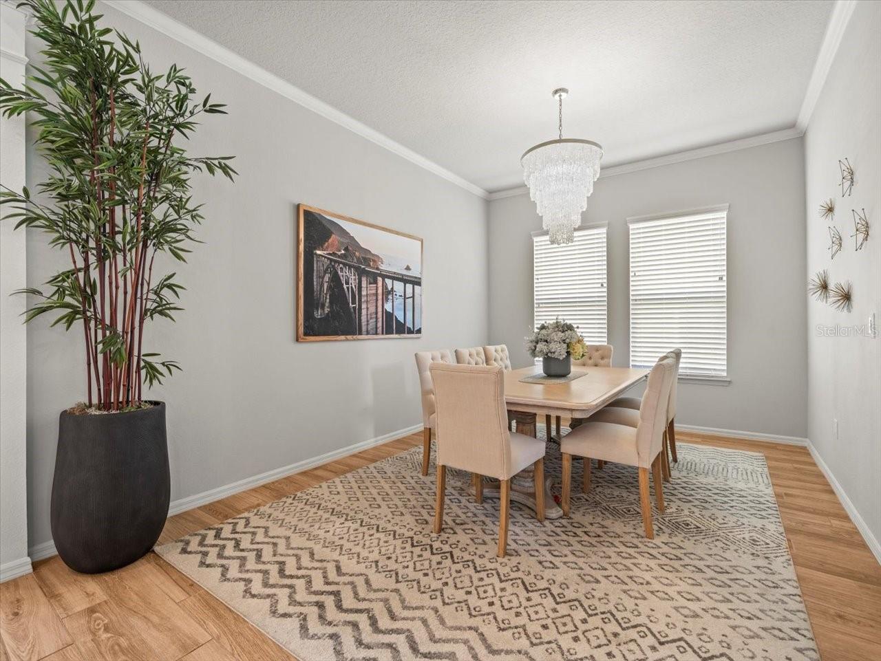 19808 SUNSPLASH LN