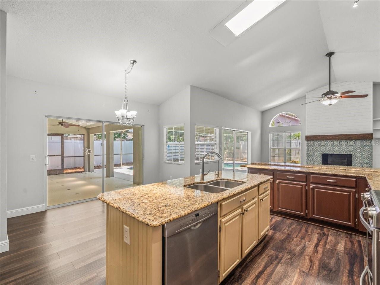 14103 STONEBROOK CT