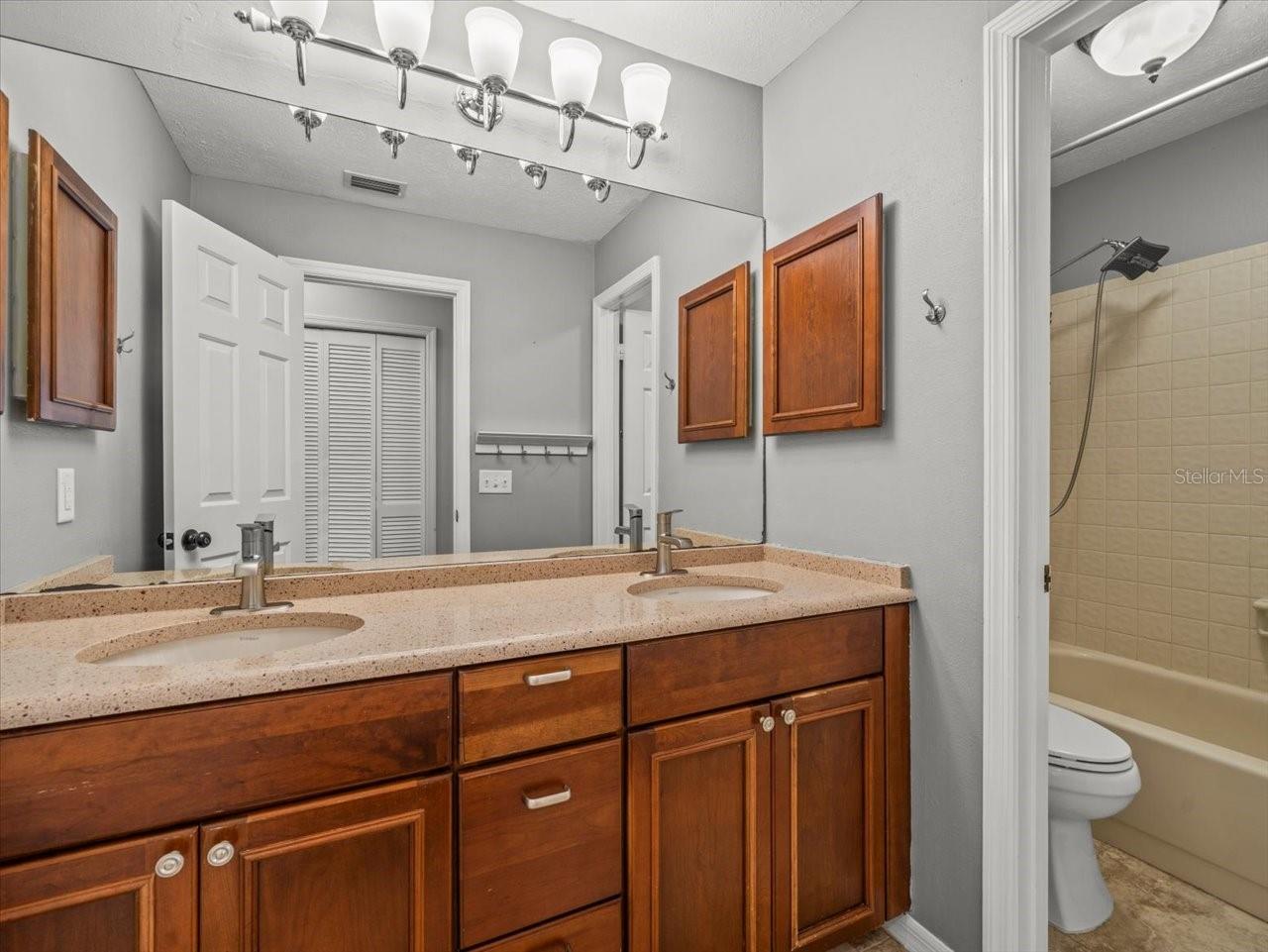 14103 STONEBROOK CT