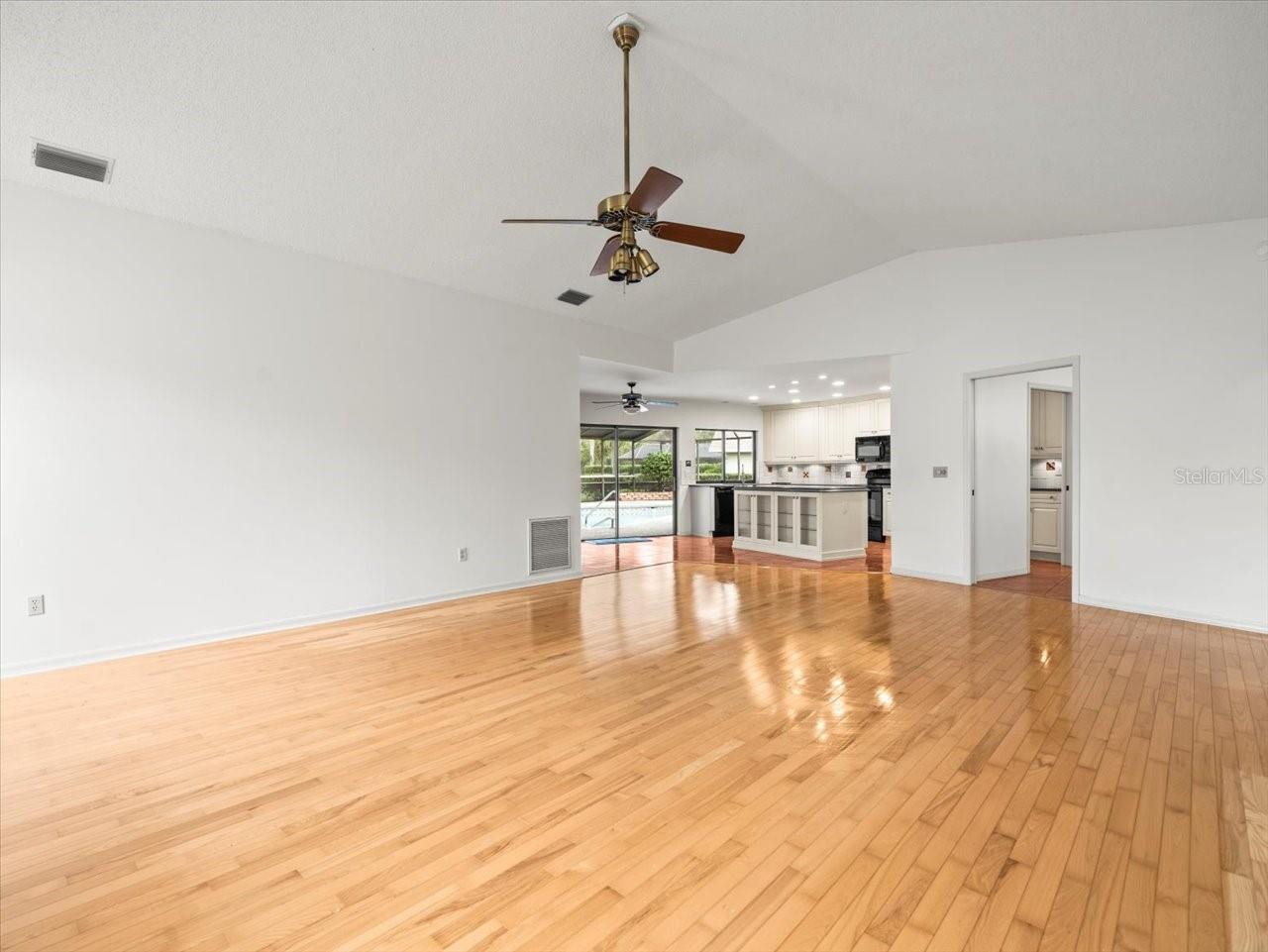 13608 LYTTON WAY