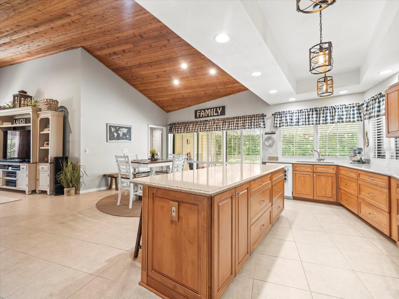 4610 WESTFORD CIR