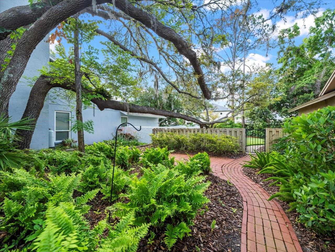 4610 WESTFORD CIR