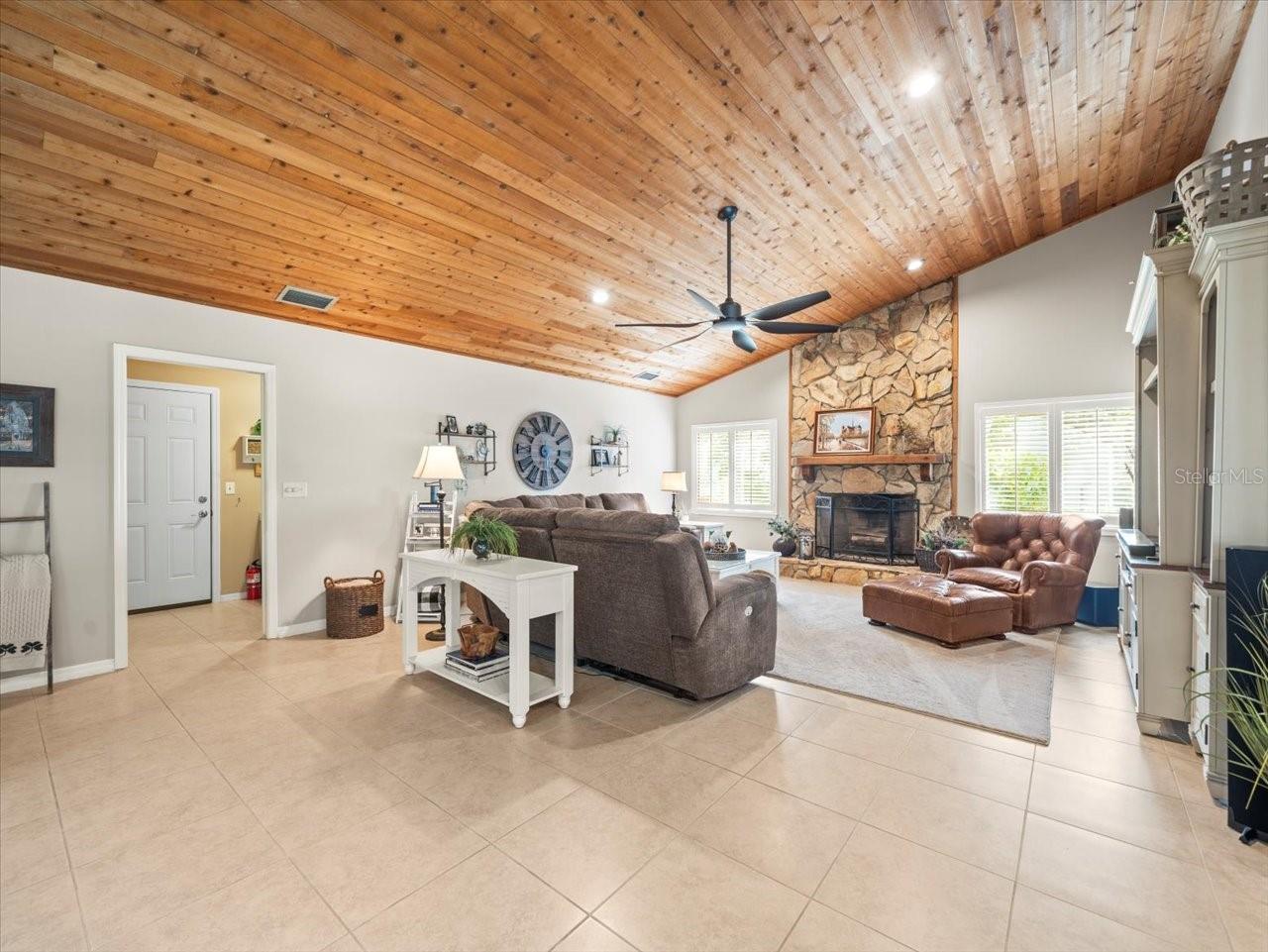 4610 WESTFORD CIR