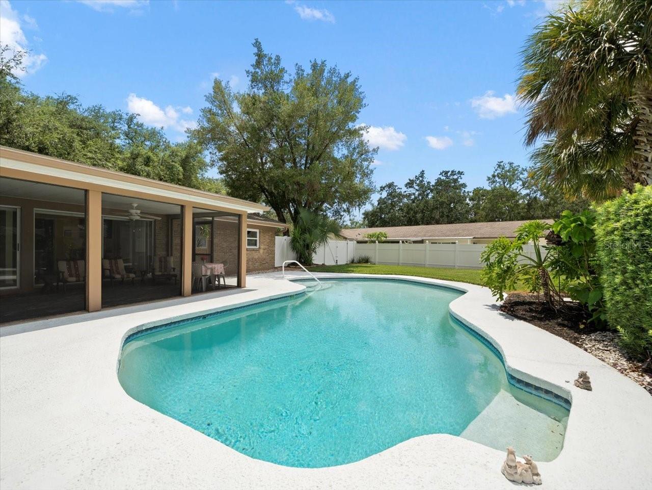 3325 SCHEFFLERA RD
