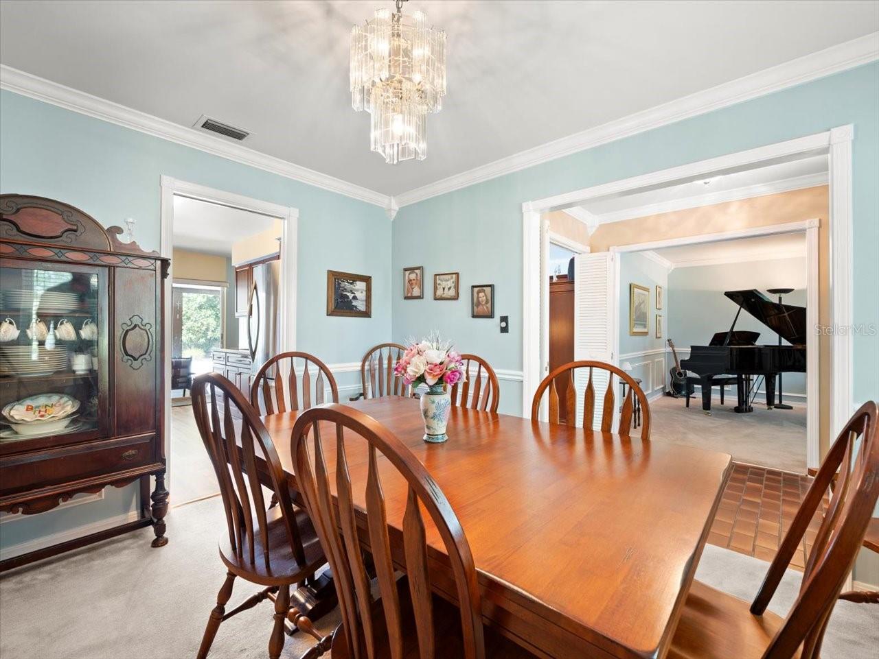 3325 SCHEFFLERA RD