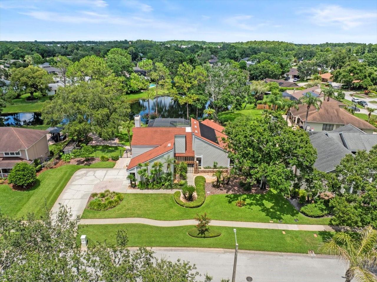 4118 CARROLLWOOD VILLAGE DR