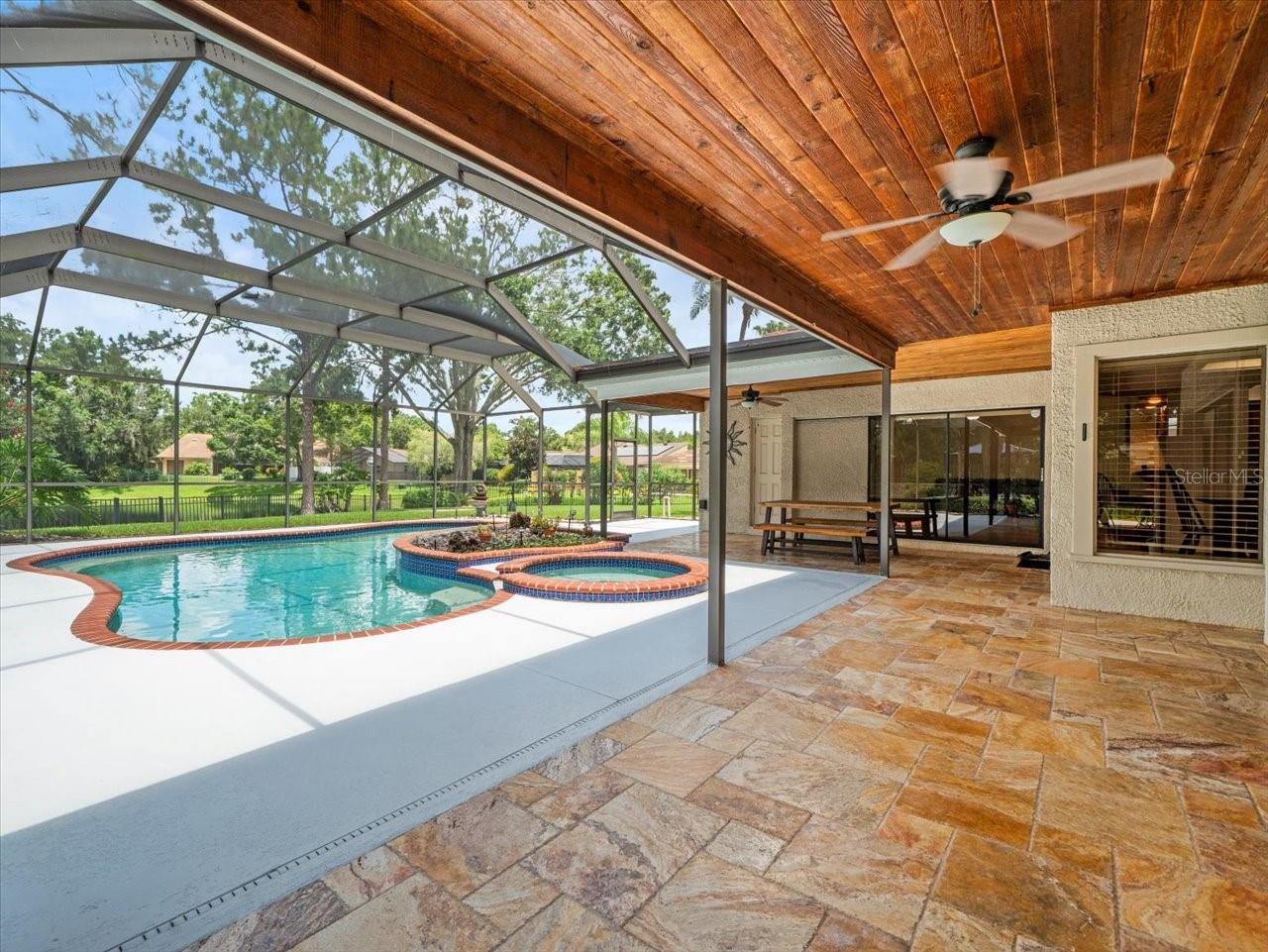 4118 CARROLLWOOD VILLAGE DR