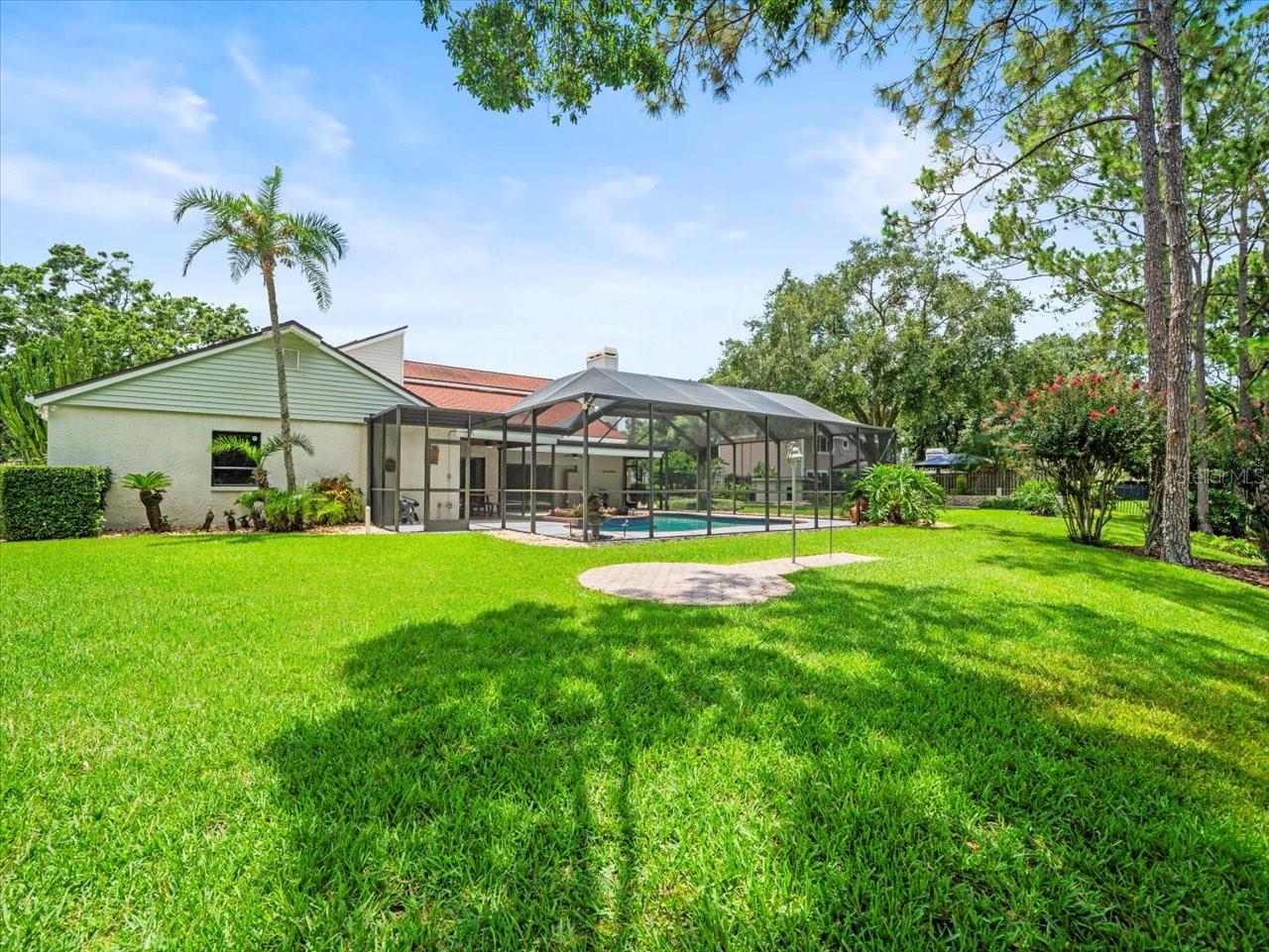 4118 CARROLLWOOD VILLAGE DR
