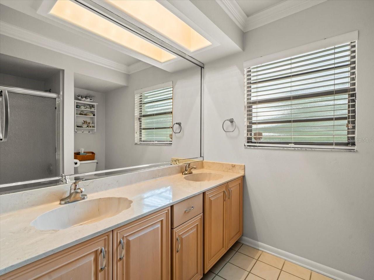 4118 CARROLLWOOD VILLAGE DR