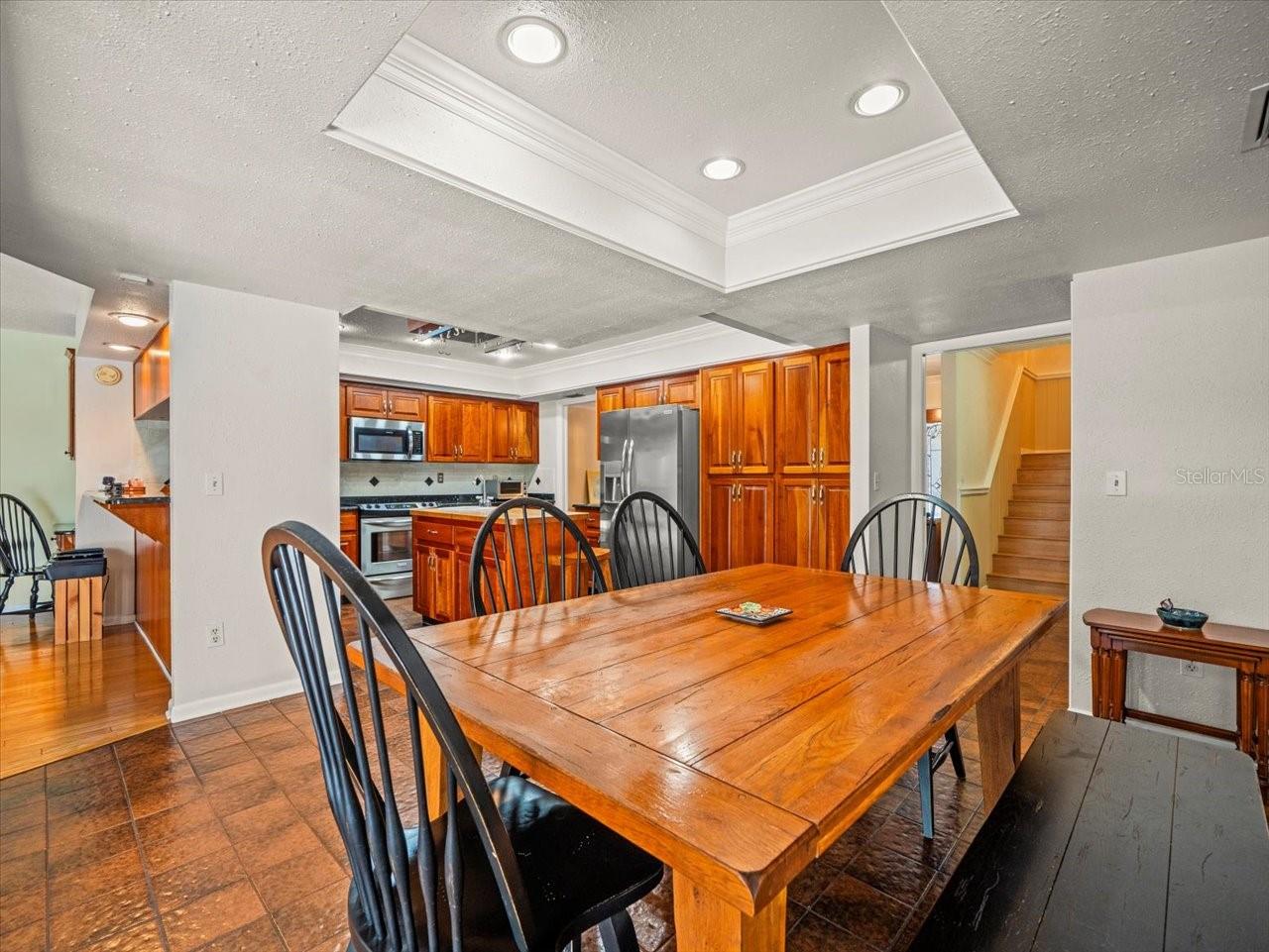 4118 CARROLLWOOD VILLAGE DR