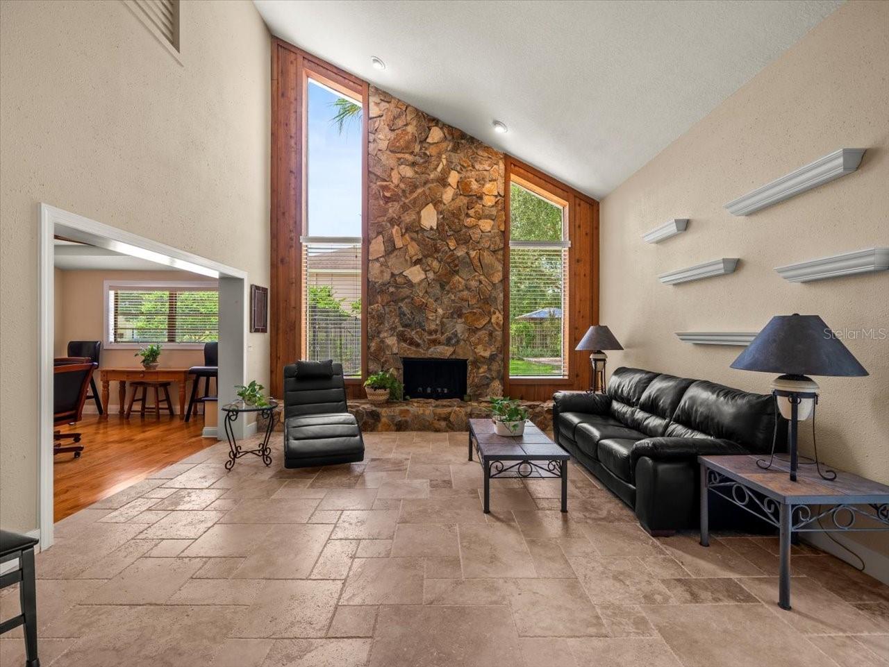 4118 CARROLLWOOD VILLAGE DR