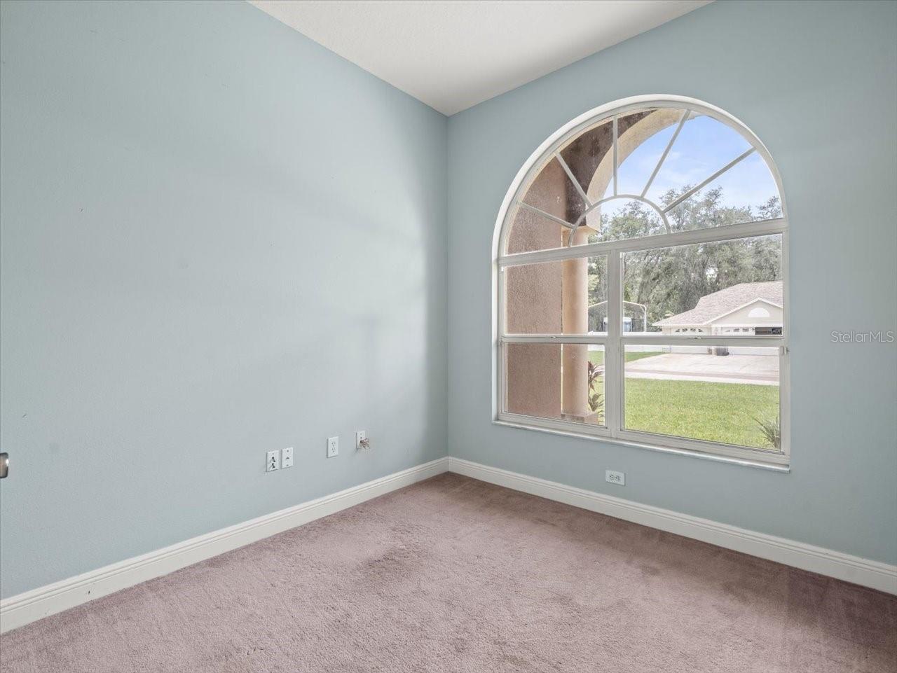 2409 HEATHER MANOR LN