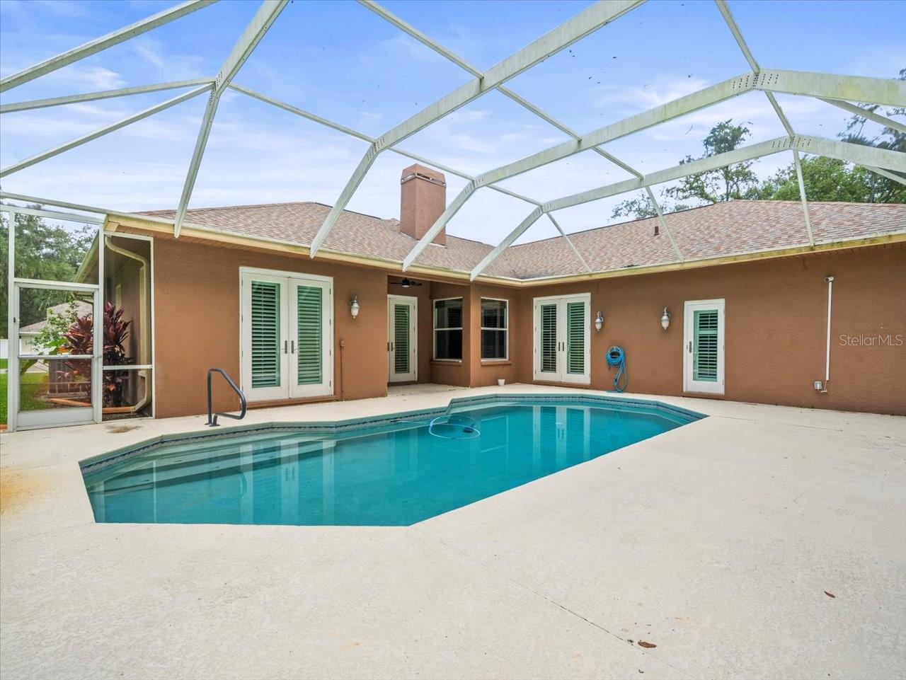 2409 HEATHER MANOR LN
