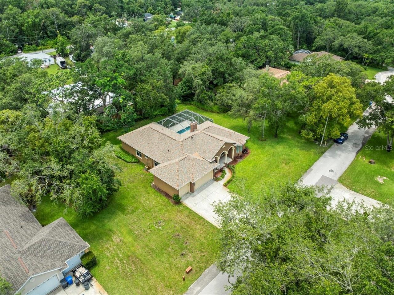 2409 HEATHER MANOR LN