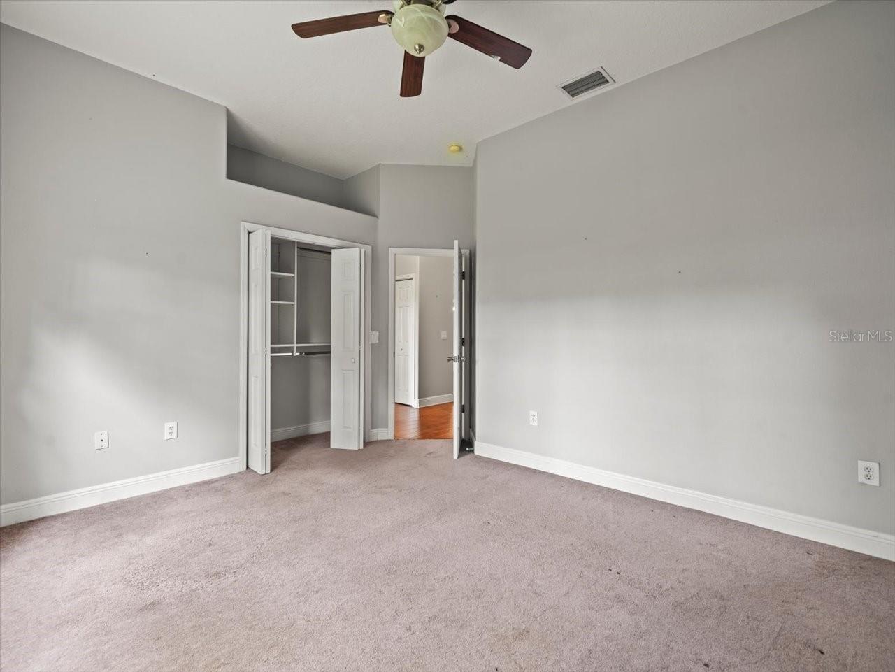 2409 HEATHER MANOR LN