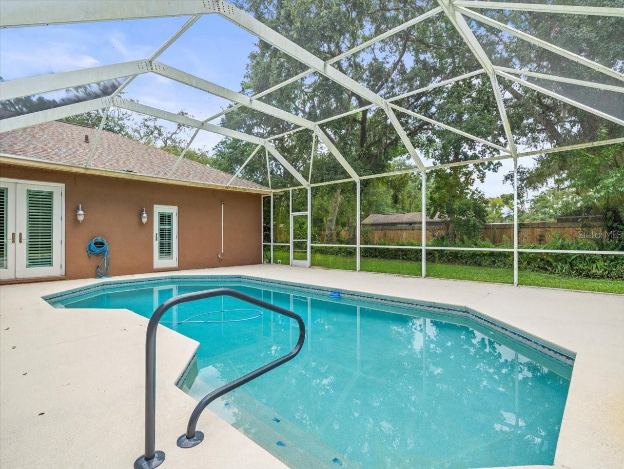 2409 HEATHER MANOR LN