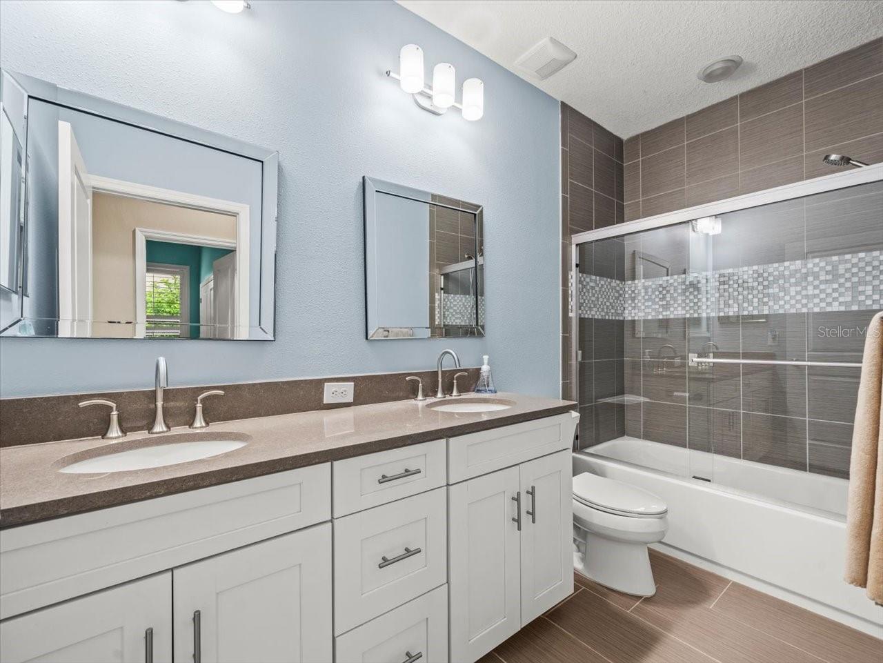 14207 CHESHIRE ACRES PL