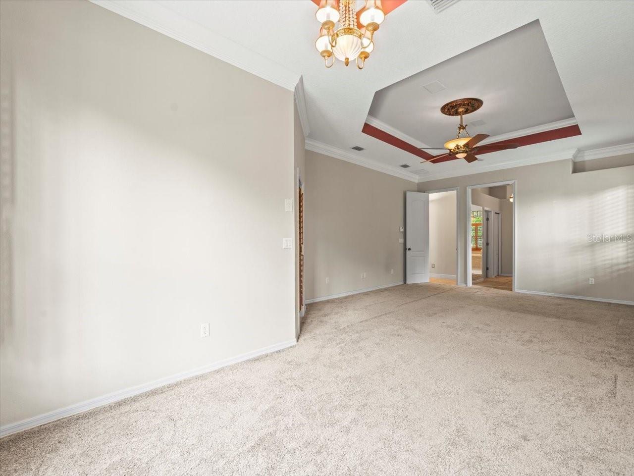 412 PINE BLUFF DR