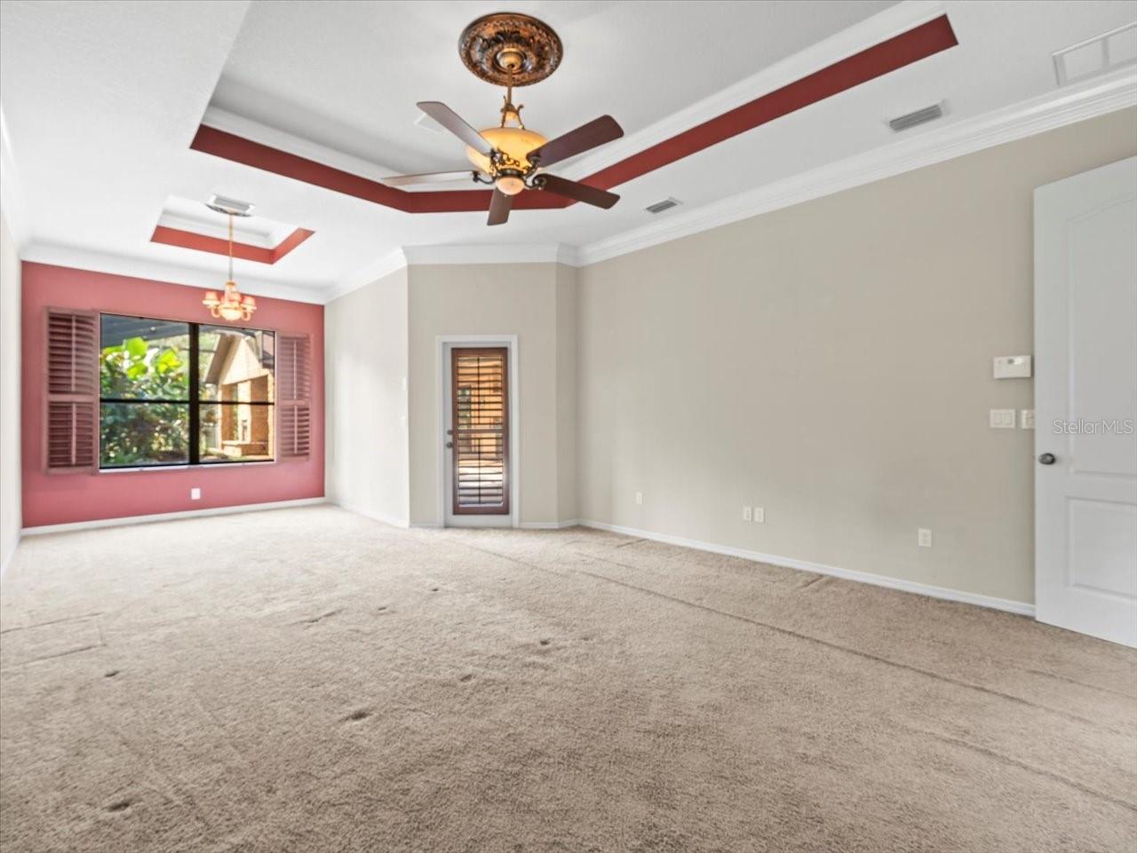 412 PINE BLUFF DR