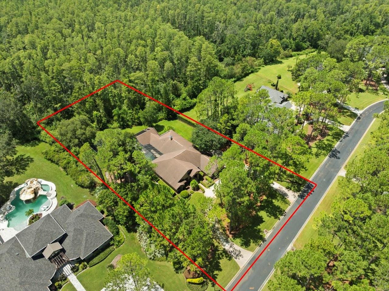412 PINE BLUFF DR