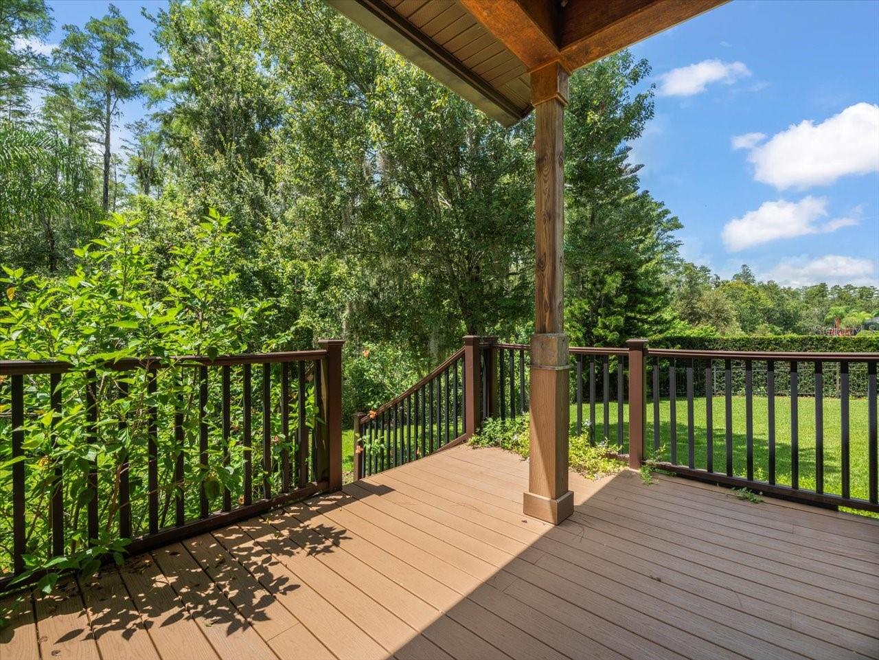 412 PINE BLUFF DR