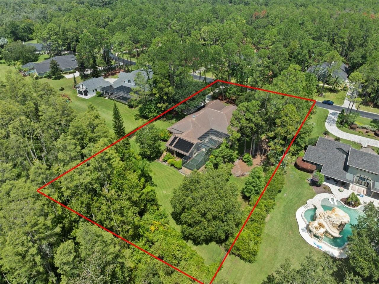 412 PINE BLUFF DR